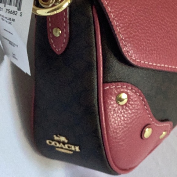 Coach purse - Picture 13 of 14